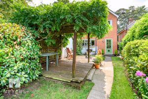 Photo 6- click for photo gallery